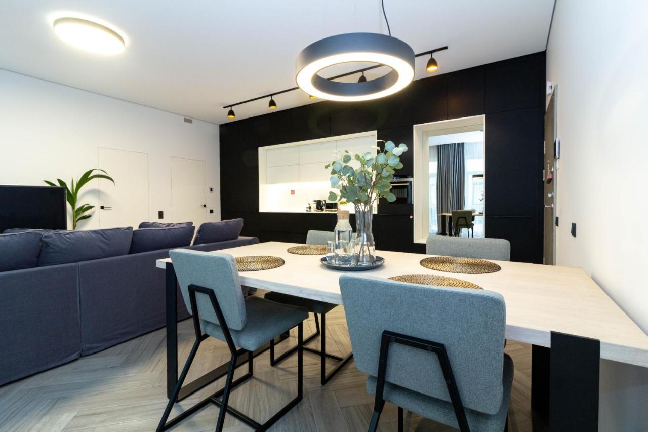 Cohost I Oldtown 60M2 Apt W-Garage Parking, Balcony & Self Check-In ヴィリニュス エクステリア 写真