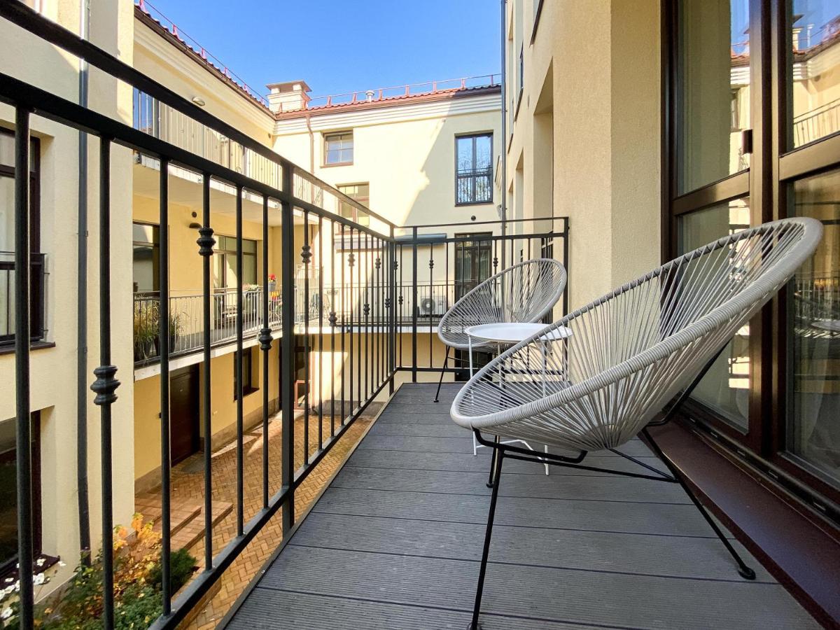 Cohost I Oldtown 60M2 Apt W-Garage Parking, Balcony & Self Check-In ヴィリニュス エクステリア 写真