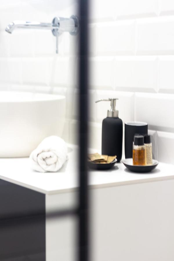 Cohost I Oldtown 60M2 Apt W-Garage Parking, Balcony & Self Check-In ヴィリニュス エクステリア 写真