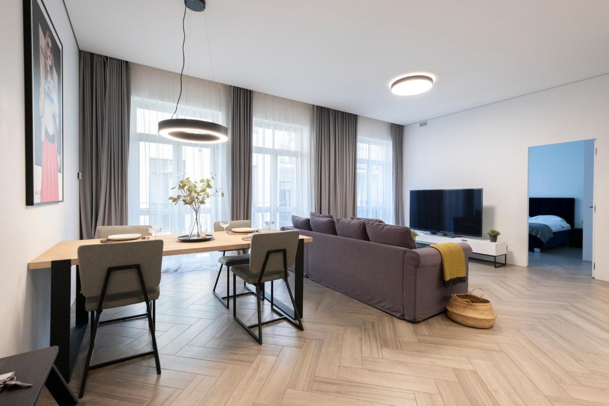 Cohost I Oldtown 60M2 Apt W-Garage Parking, Balcony & Self Check-In ヴィリニュス エクステリア 写真